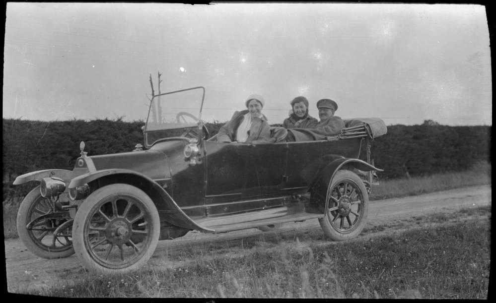 WWI Photograph Album- France, Belgium and England [loose photo]
