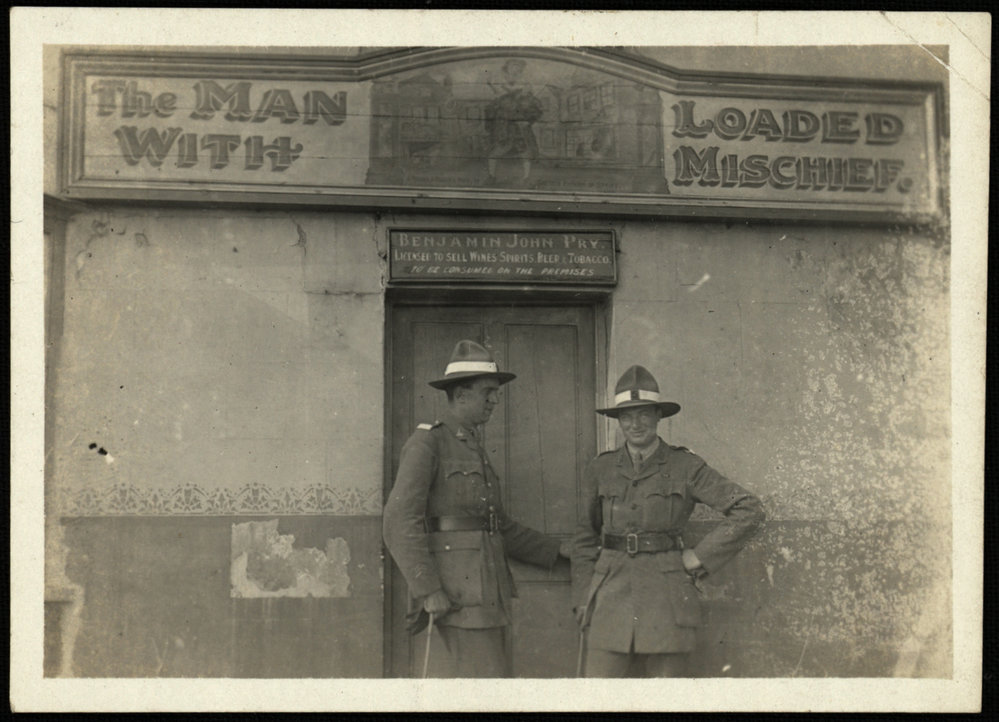 WWI Photograph Album - England [loose photo]