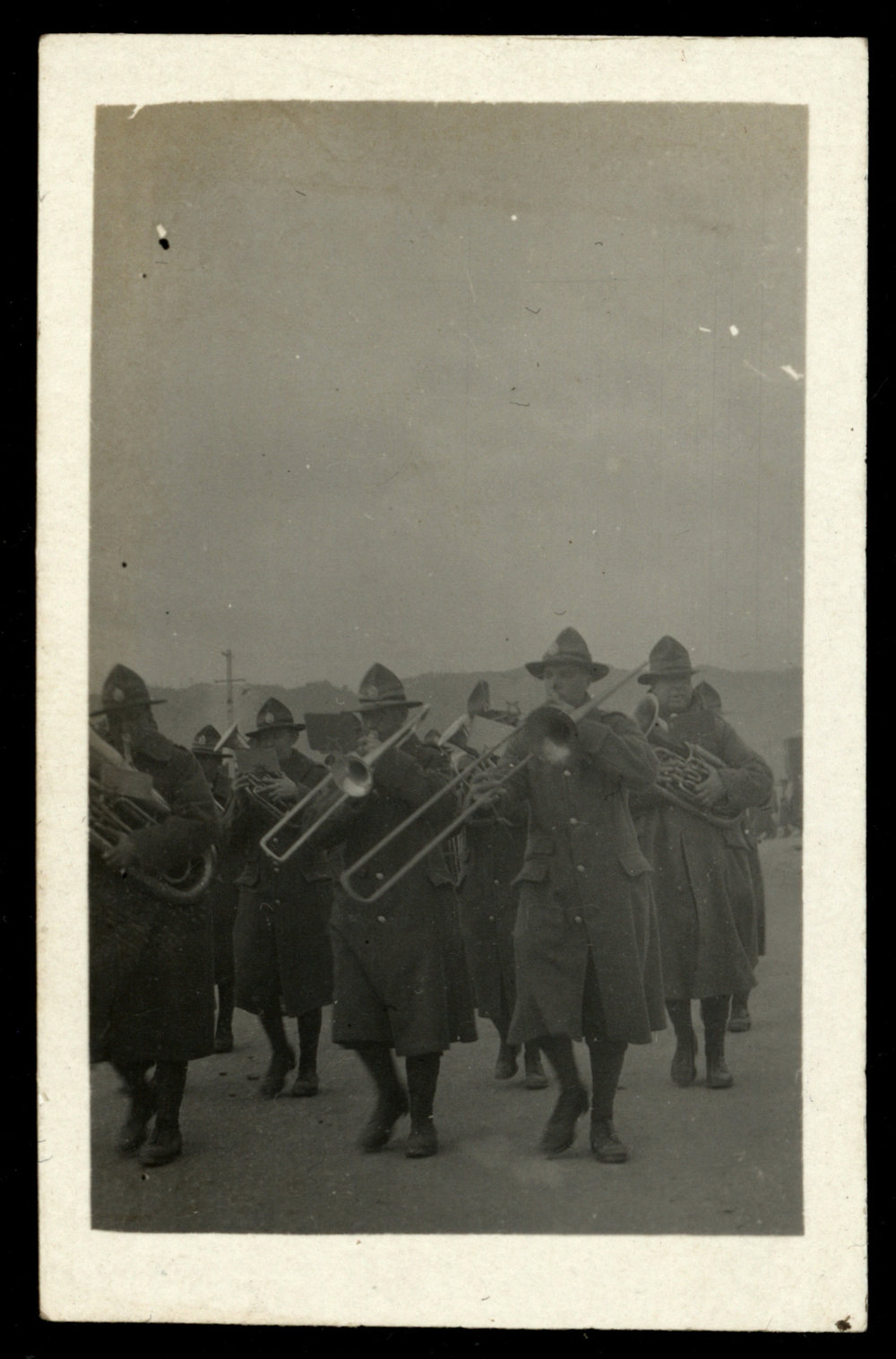 WWI Photograph Album - England [loose photo]