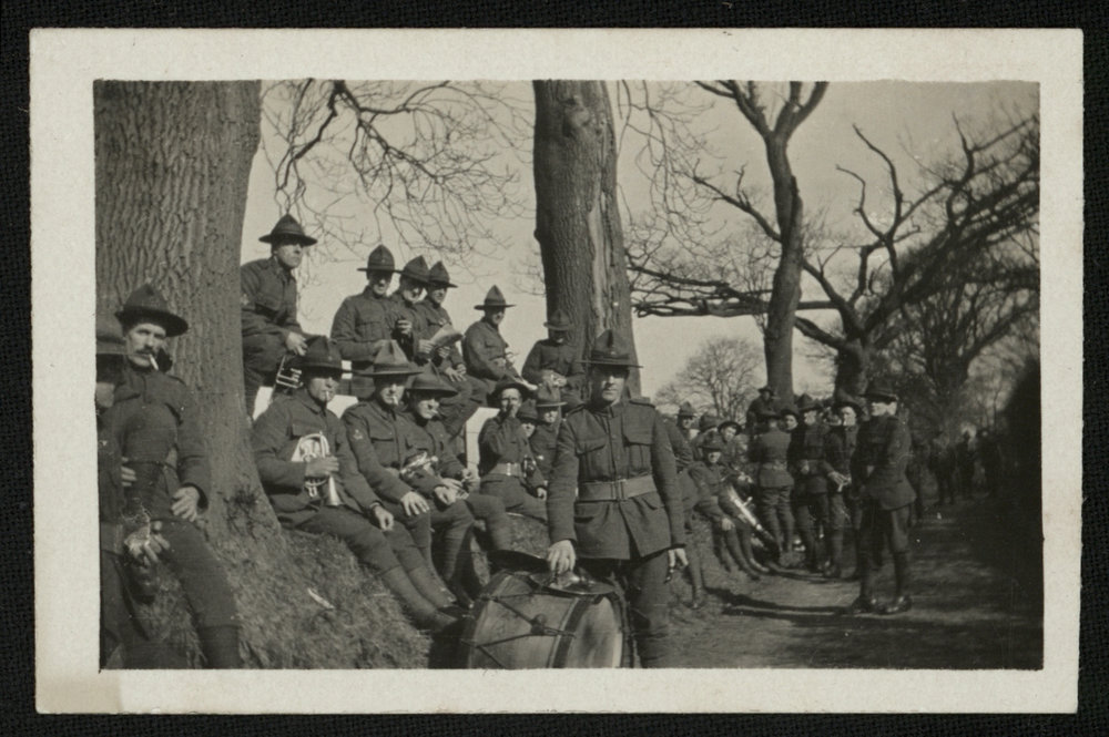 WWI Photograph Album - England [loose photo]