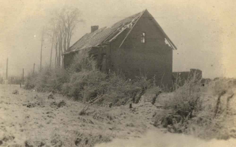 Photo from page 26 of album WW1 Photograph album of Charles Louis Armitage