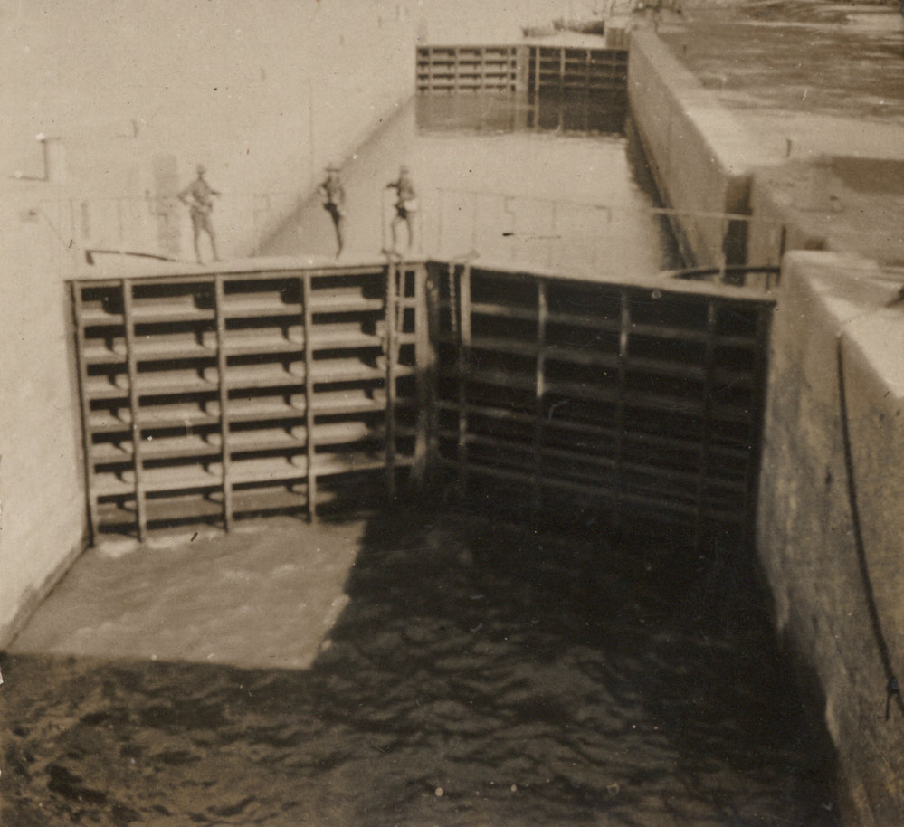 Photo from page 10 of album WW1 Photograph Album of Harry Jenkin