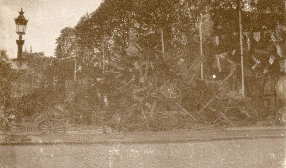 Photo from page 13 of album Photograph Album - Western Front and Post WWI