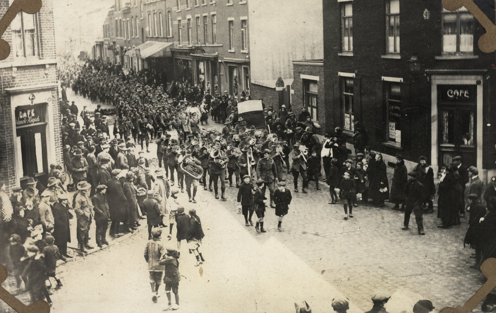 Photo from page 17 of album Photograph Album - Western Front and Post WWI