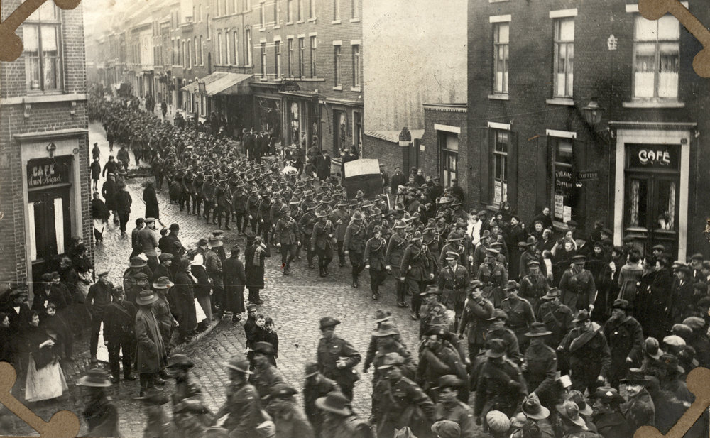 Photo from page 17 of album Photograph Album - Western Front and Post WWI