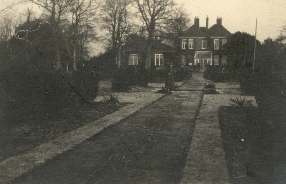 Photo from page 07 of album WWI Photograph Album - United Kingdom and Europe - Post WWI