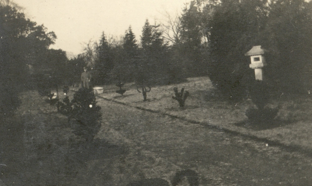 Photo from page 10 of album WWI Photograph Album - United Kingdom and Europe - Post WWI