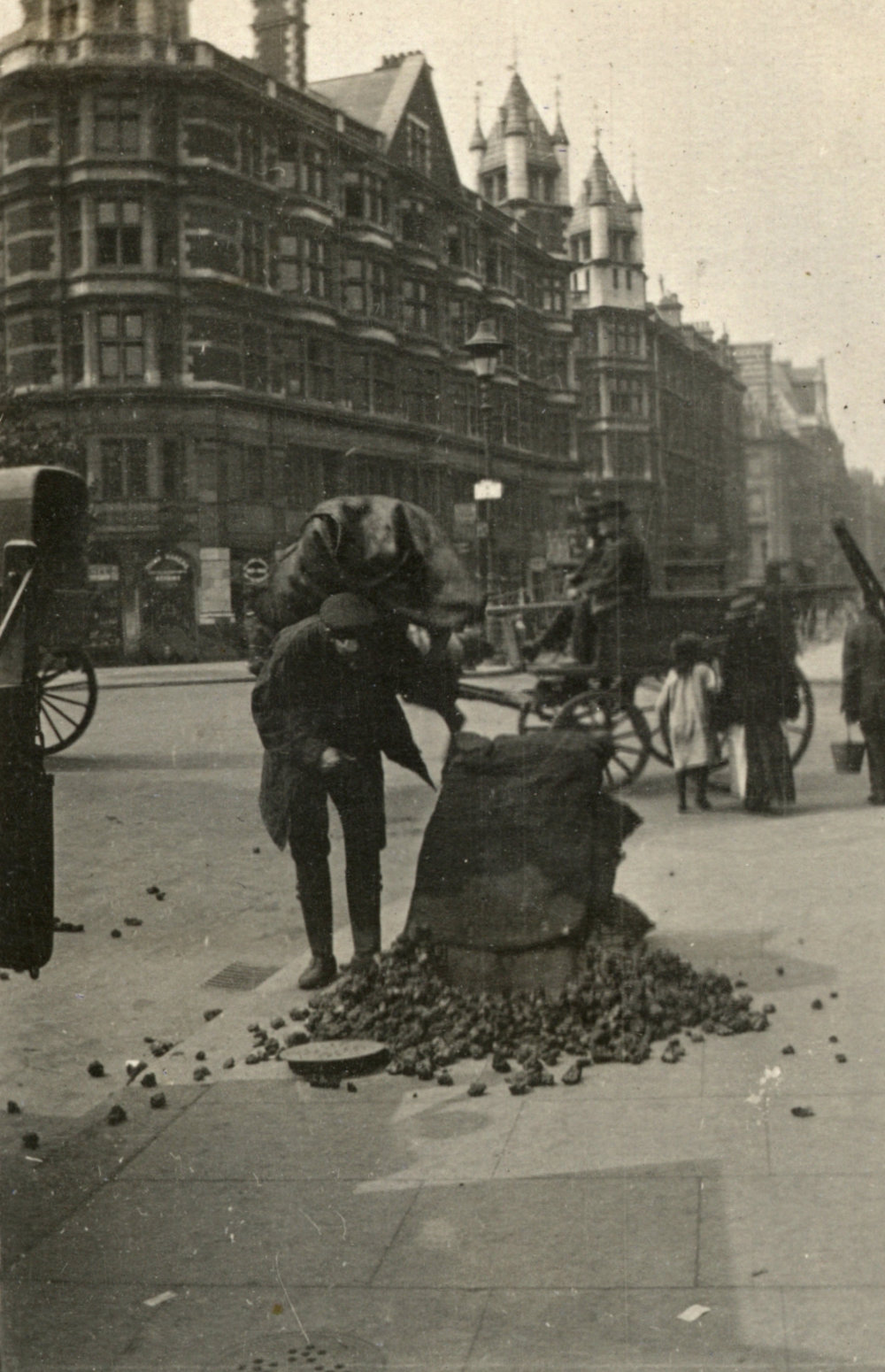 Photo from page 14 of album WWI Photograph Album - New Zealand, Egypt, Gallipoli, France and England.