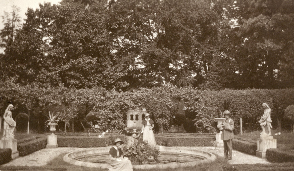 Photo from page 14 of album WWI Photograph Album- Egypt and Britain.