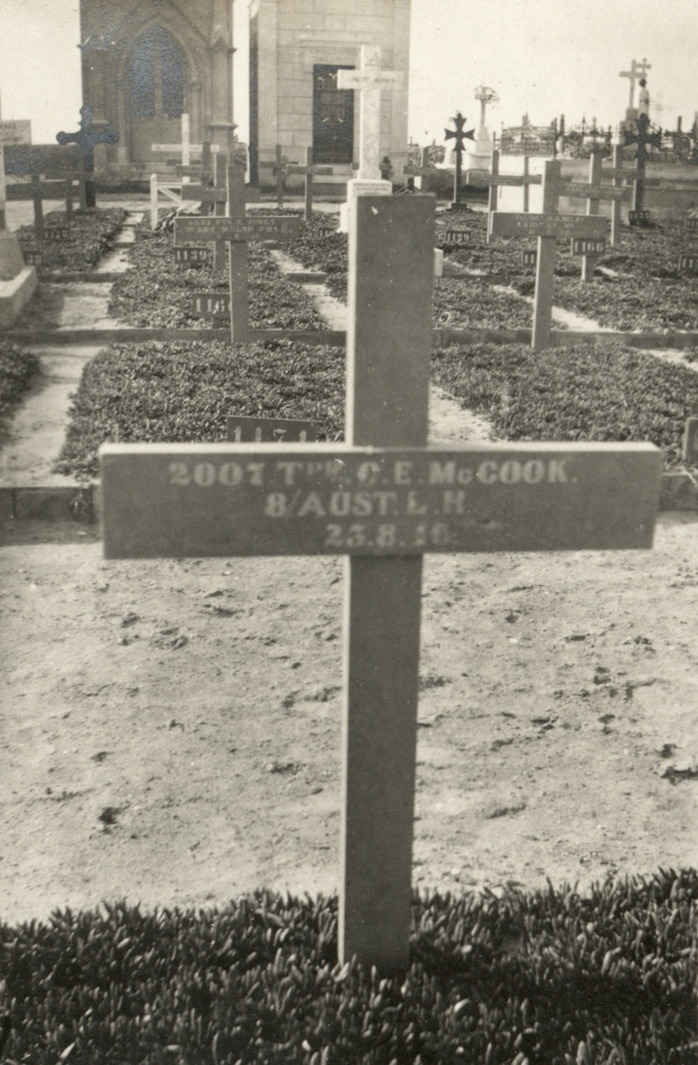 Photo from page 31 of album WWI Photograph Album- Egypt and Britain.