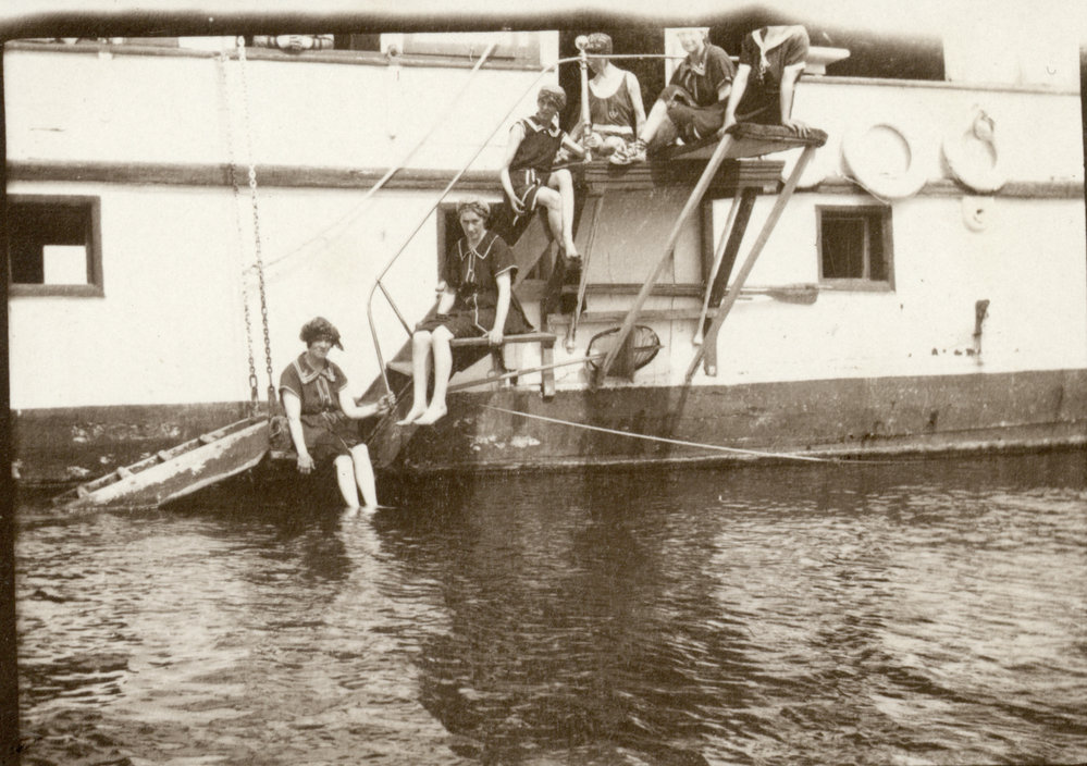 Photo from page 46 of album WWI Photograph Album- Egypt and Britain.