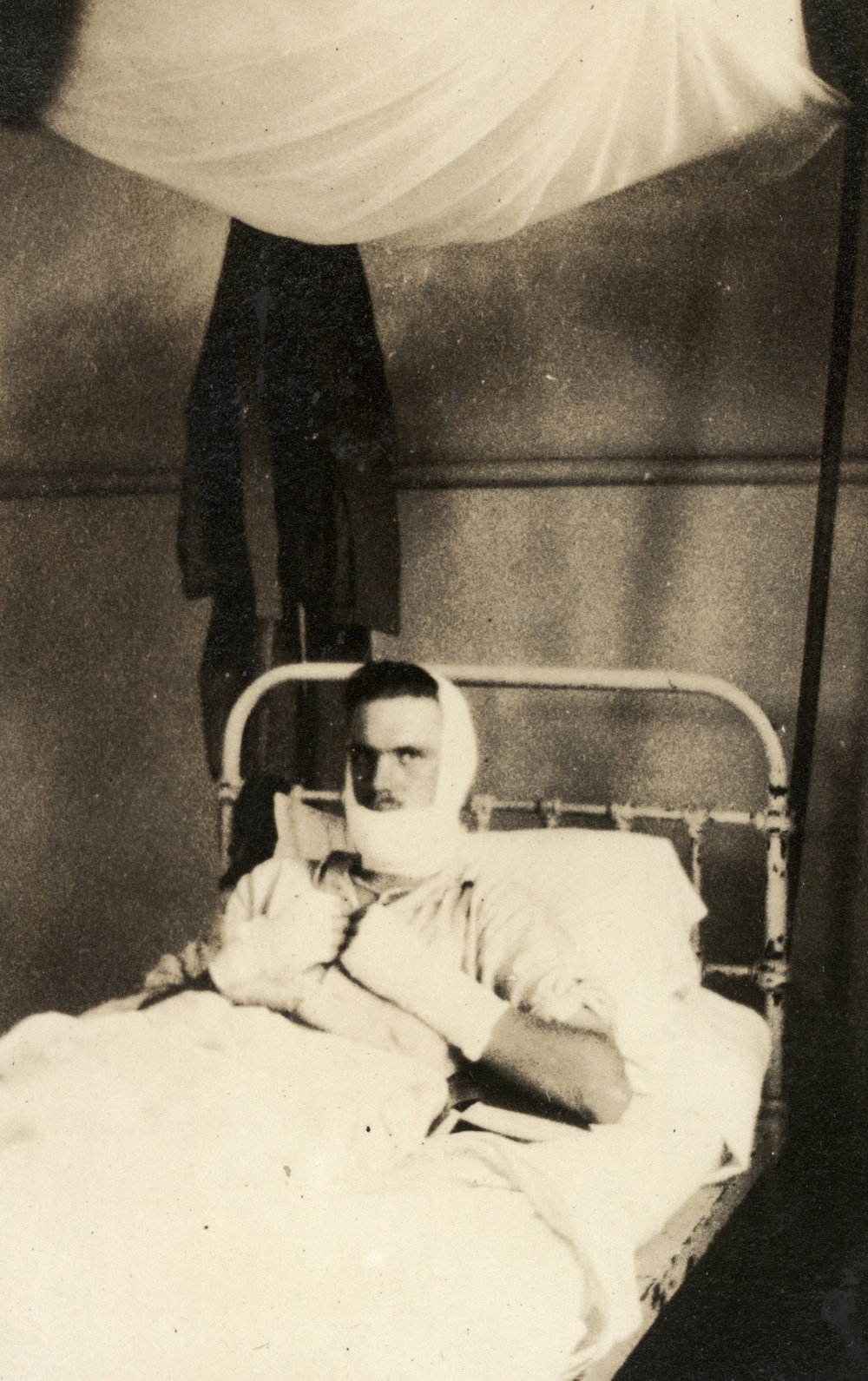 Photo from page 44 of album WWI Photograph Album - Nurses and Medical Services in Egypt, Gallipoli and Britain.