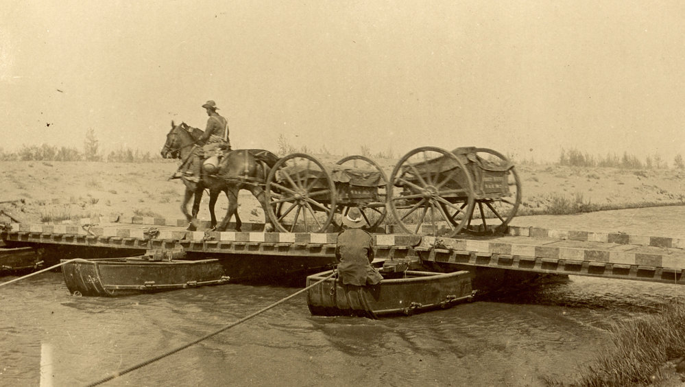 Photo from page 20 of album WWI Photograph Album- England, Egypt, Gallipoli and Western Front.