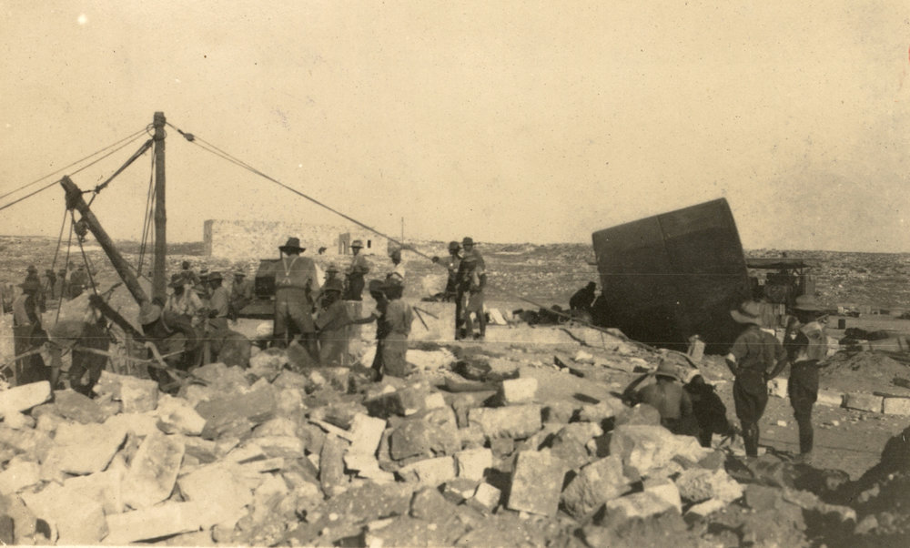Photo from page 24 of album WWI Photograph Album- England, Egypt, Gallipoli and Western Front.