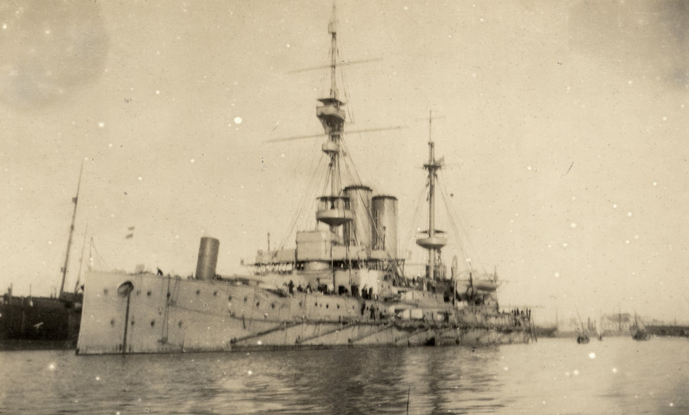 Photo from page 26 of album WWI Photograph Album- England, Egypt, Gallipoli and Western Front.