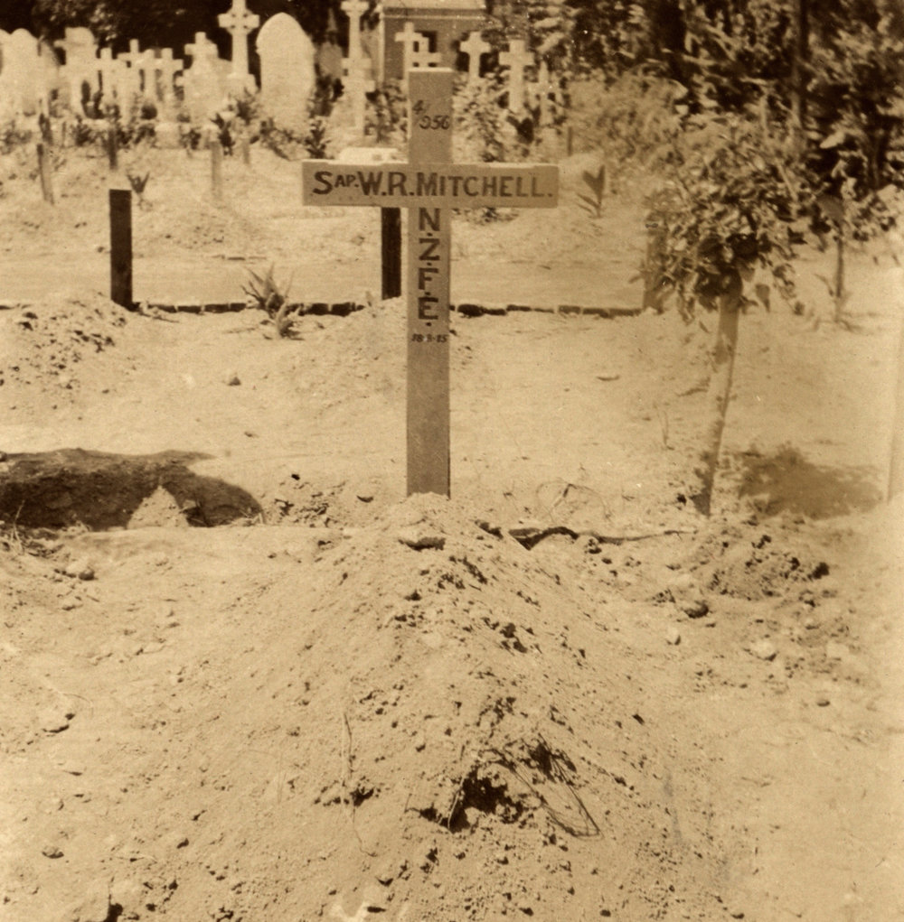 Photo from page 39 of album WWI Photograph Album- England, Egypt, Gallipoli and Western Front.