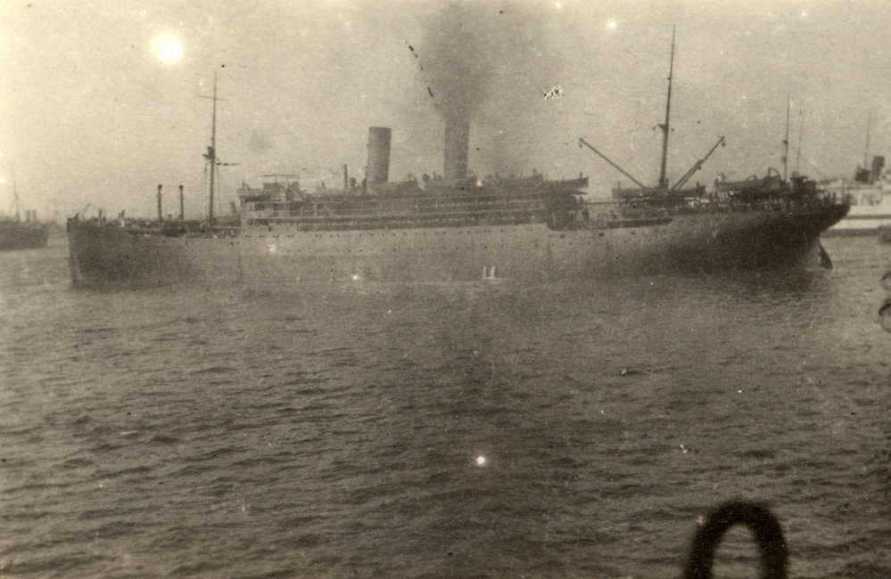 Photo from page 41 of album WWI Photograph Album- England, Egypt, Gallipoli and Western Front.