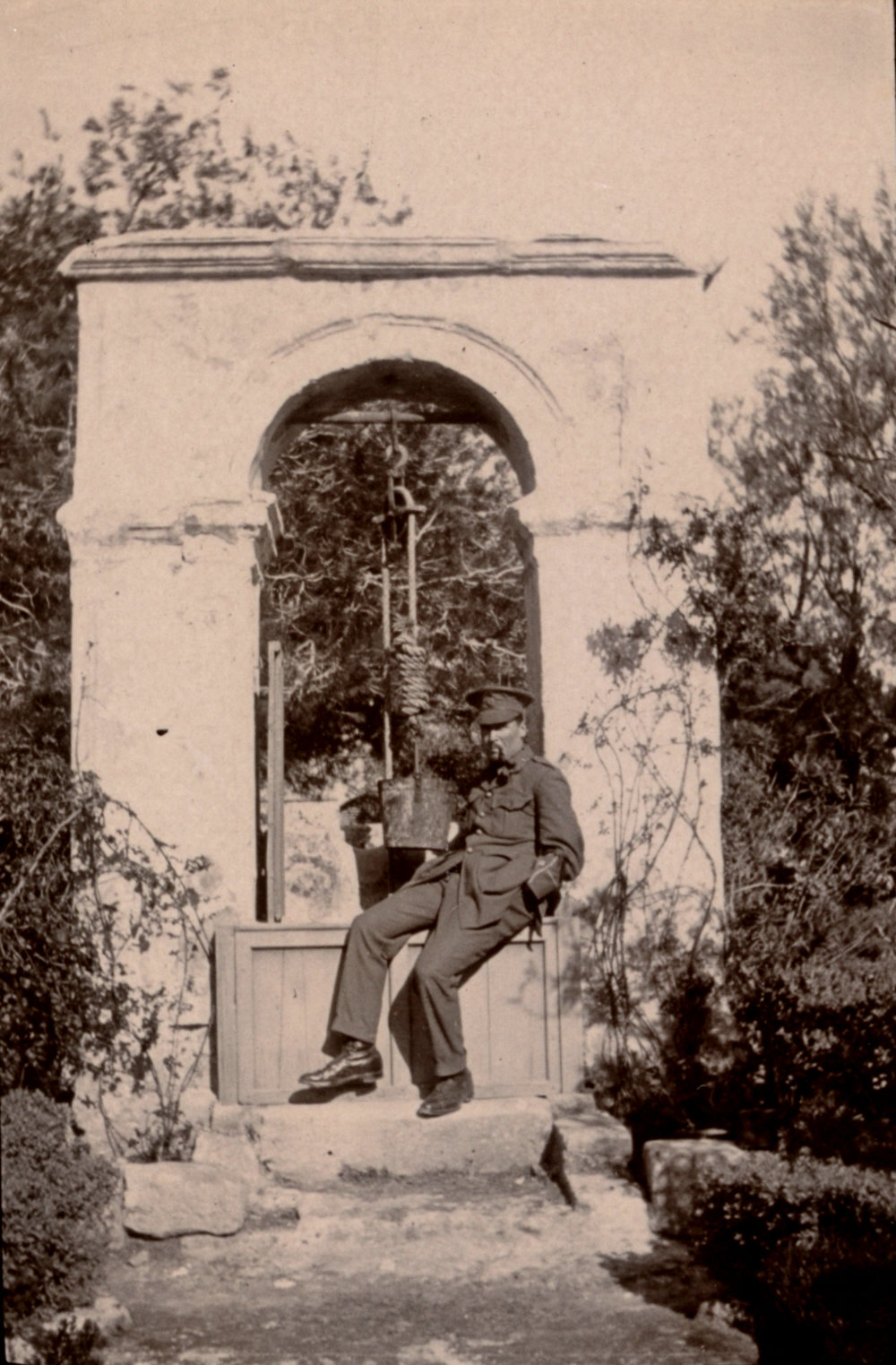 Photo from page 61 of album WWI Photograph Album- England, Egypt, Gallipoli and Western Front.