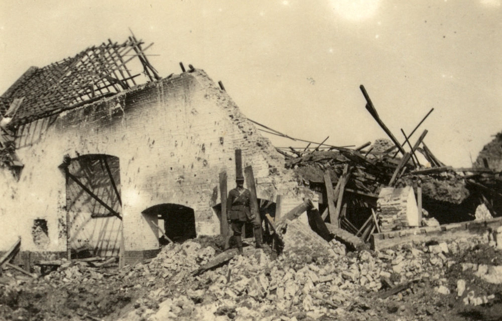 Photo from page 71 of album WWI Photograph Album- England, Egypt, Gallipoli and Western Front.