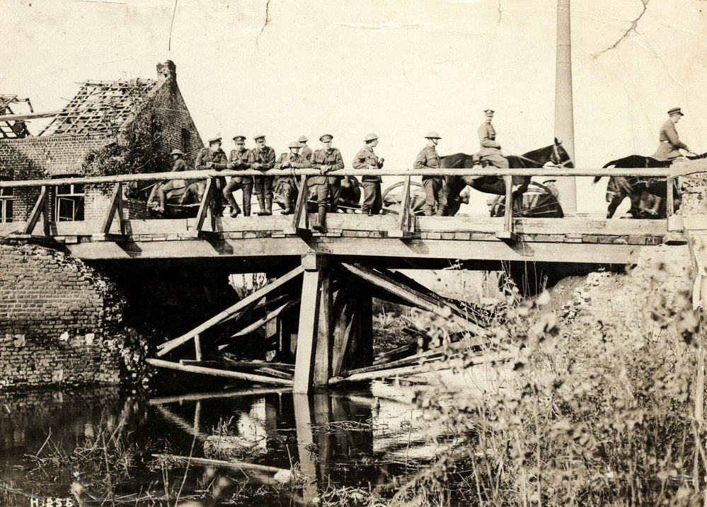 Photo from page 72 of album WWI Photograph Album- England, Egypt, Gallipoli and Western Front.