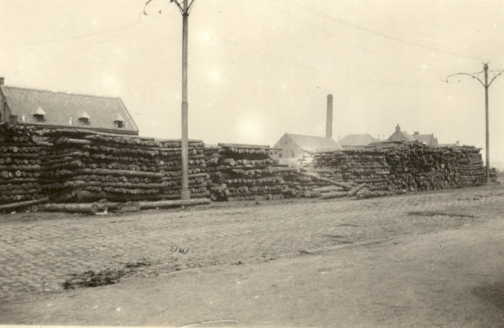 Photo from page 72 of album WWI Photograph Album- England, Egypt, Gallipoli and Western Front.