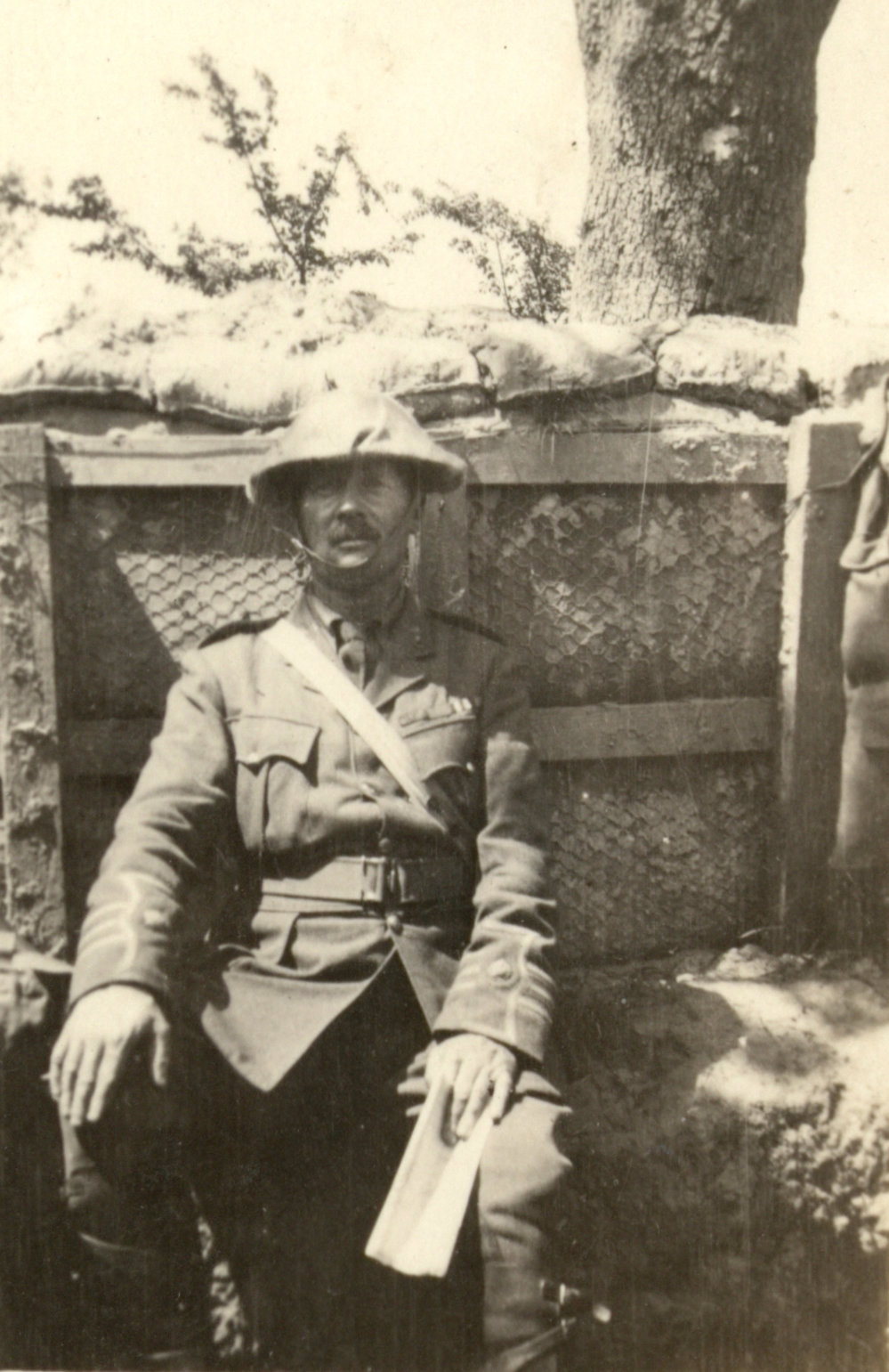 Photo from page 72 of album WWI Photograph Album- England, Egypt, Gallipoli and Western Front.