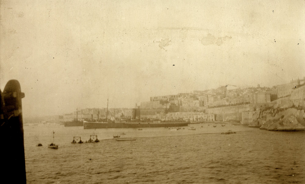 Photo from page 78 of album WWI Photograph Album- England, Egypt, Gallipoli and Western Front.