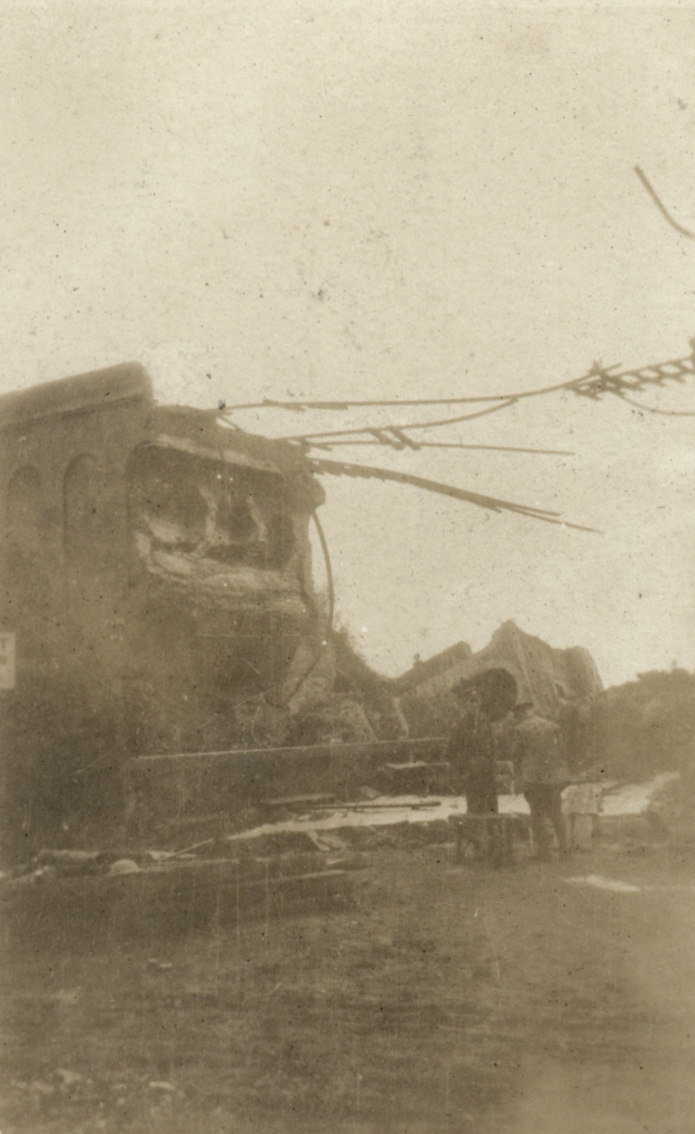 Photo from page 81 of album WWI Photograph Album- England, Egypt, Gallipoli and Western Front.