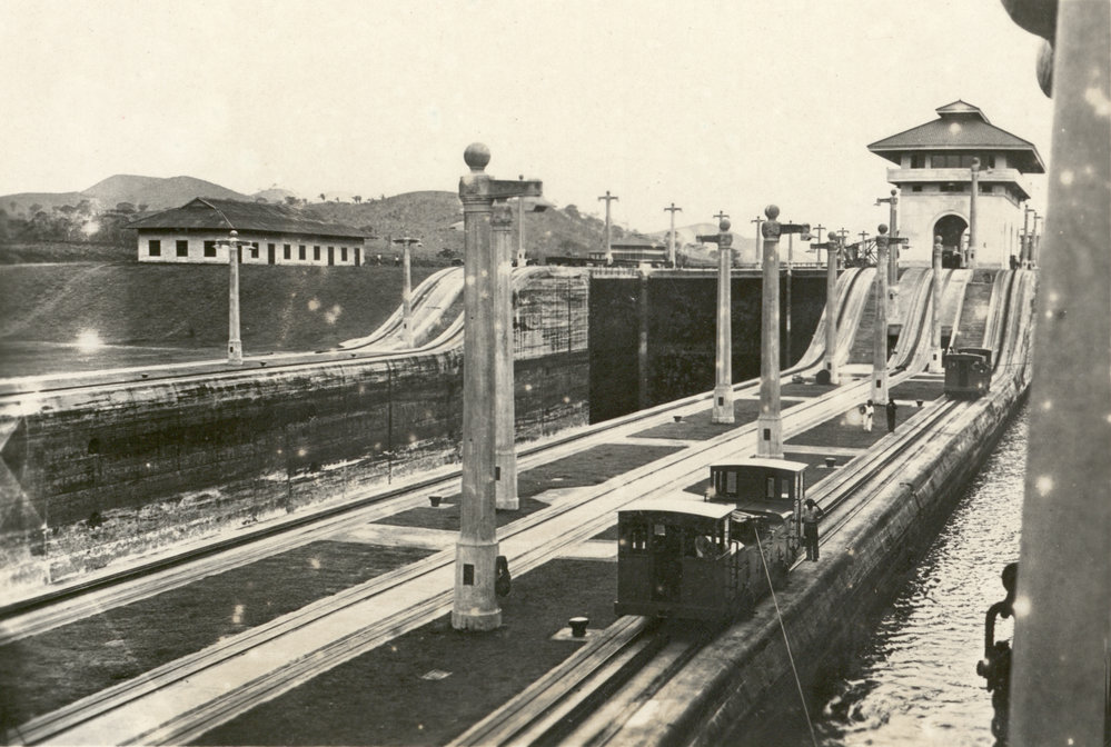 Photo from page 88 of album WWI Photograph Album- England, Egypt, Gallipoli and Western Front.