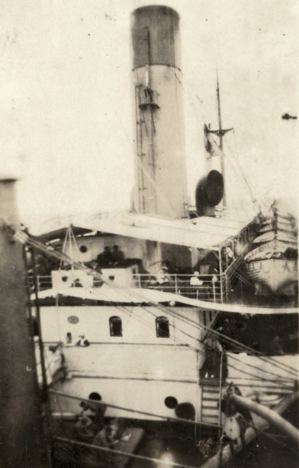 Photo from page 92 of album WWI Photograph Album- England, Egypt, Gallipoli and Western Front.