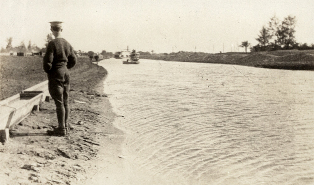 Photo from page 10 of album WWI Photograph Album- Egypt, Gallipoli and Western Front