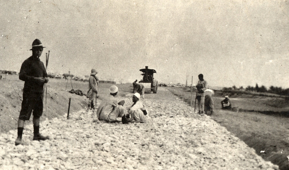 Photo from page 14 of album WWI Photograph Album- Egypt, Gallipoli and Western Front