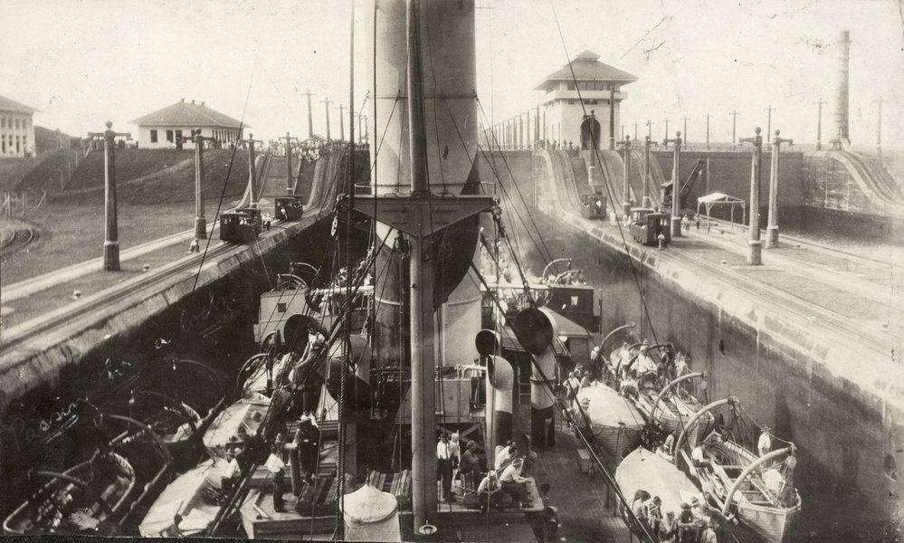 Photo from page 78 of album WWI Photograph Album- Egypt, Gallipoli and Western Front