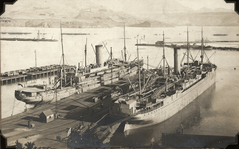 Photo from page 06 of album WWI Photograph Album- Egypt, Gallipoli &amp; Sinai and Palestine.