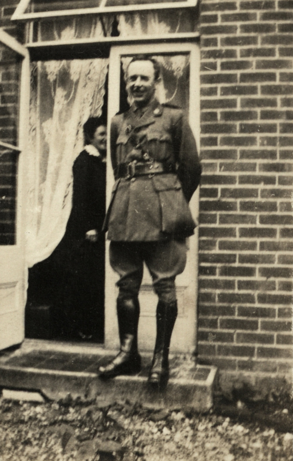 Photo from page 21 of album WWI Photograph Album- Egypt, England &amp; Western Front