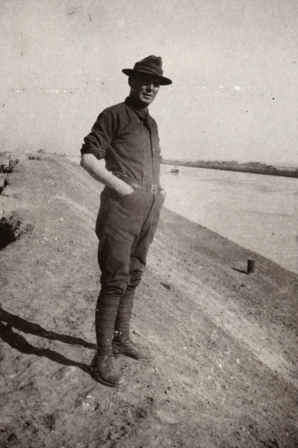 Photo from page 21 of album WWI Photograph Album- Egypt and Gallipoli