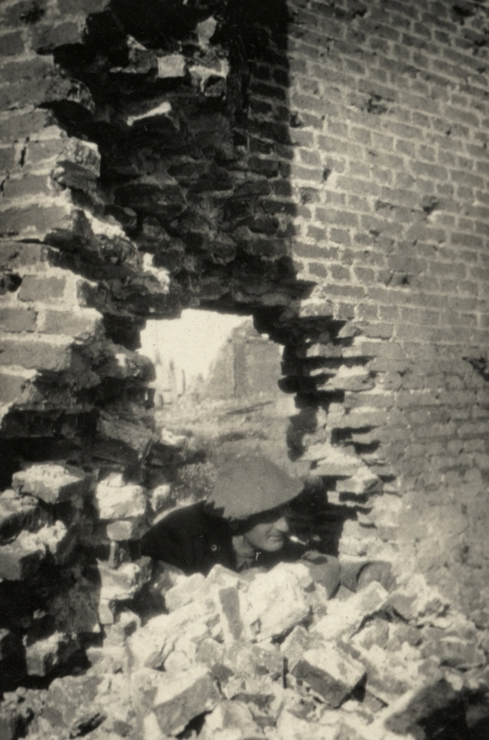 Photo from page 03 of album WWI Photograph Album- France, Belgium and England