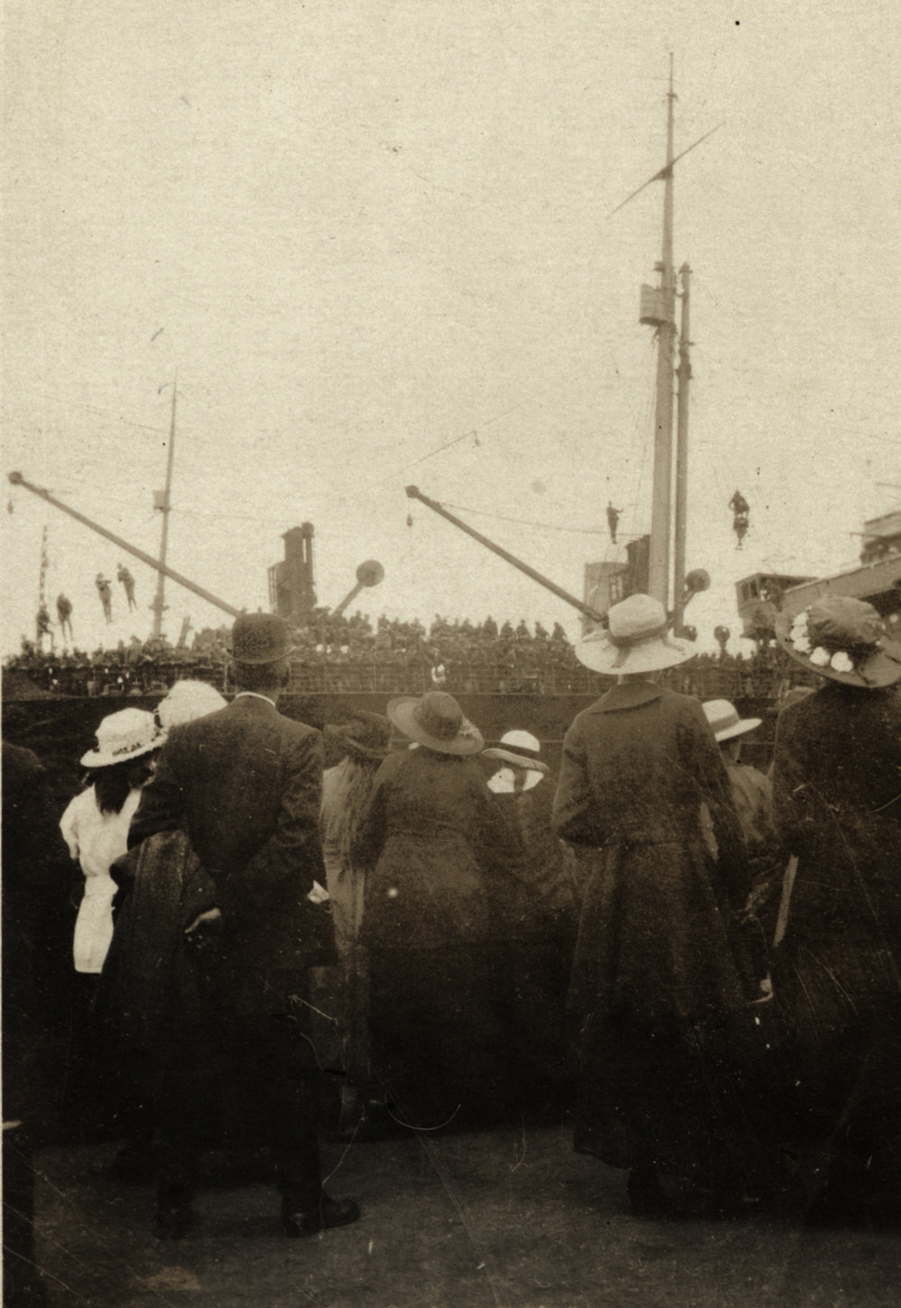 Photo from page 04 of album WWI Photograph Album  - New Zealand, England and France