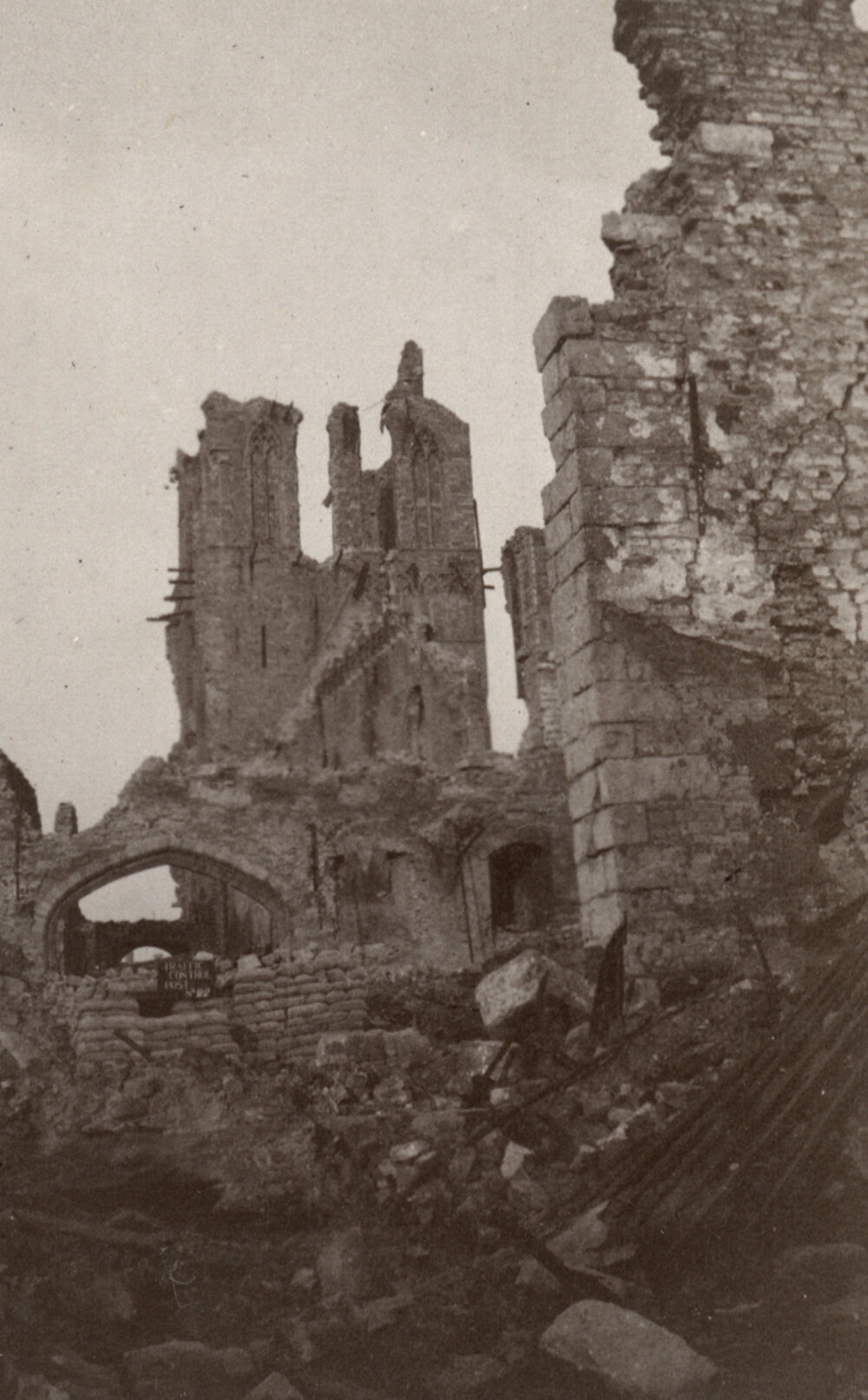 Photo from page 08 of album WWI Photograph Album  - England