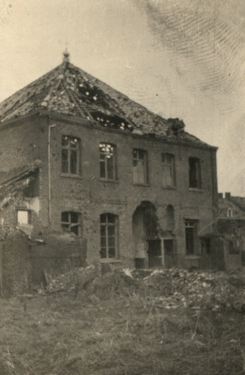 Photo from page 03 of album WWI Photograph Album  - Western Front