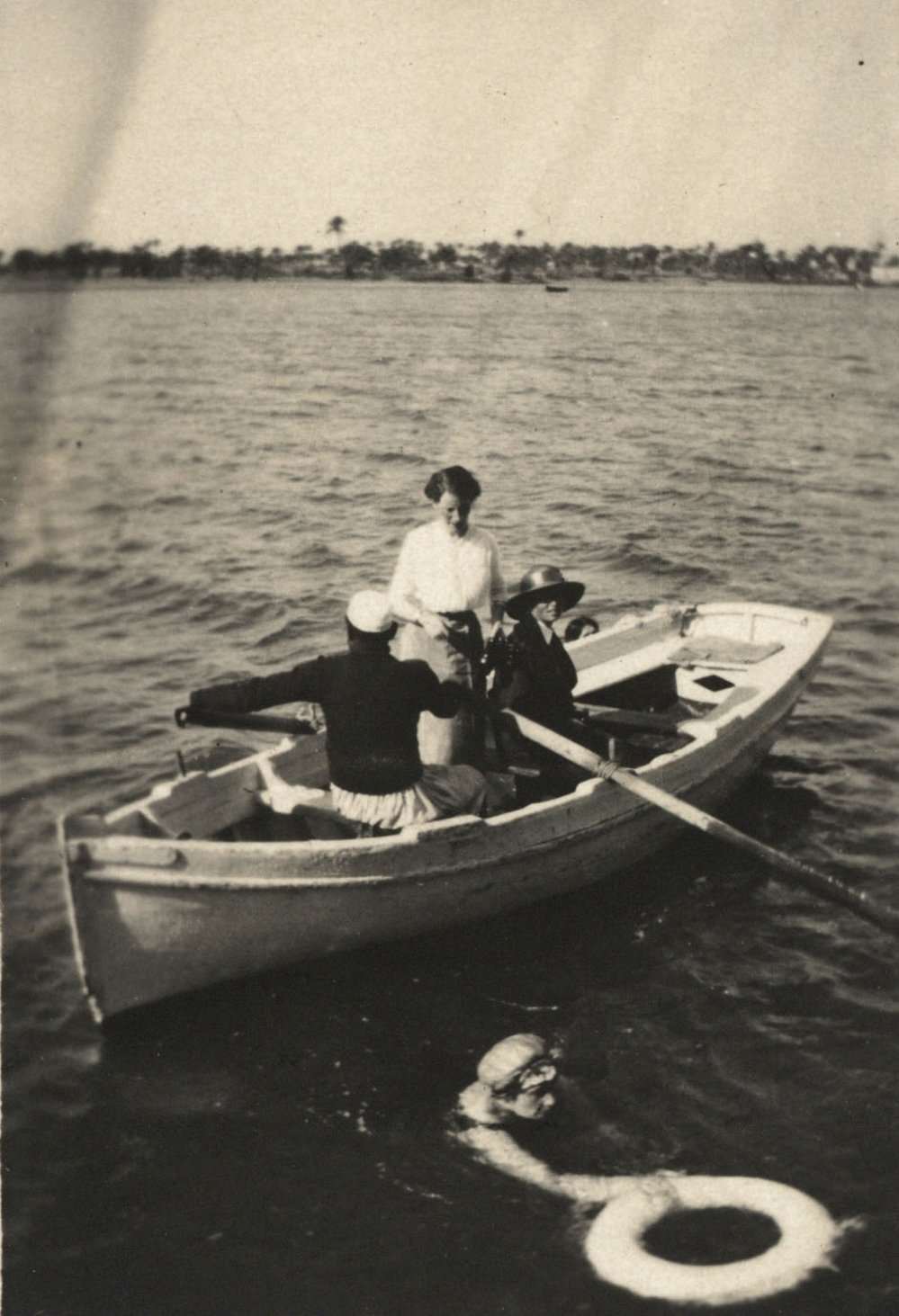 Photo from page 03 of album WWI Photograph Album - Medical Staff &amp; Nurses: Egypt and England