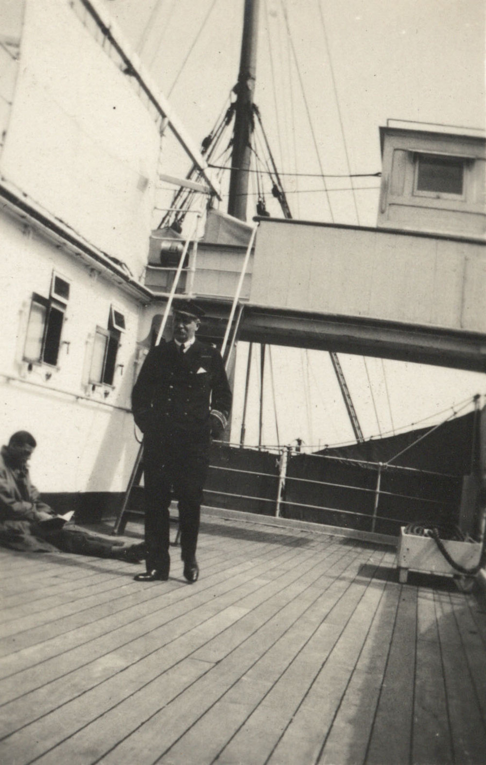 Photo from page 04 of album WWI Photograph Album - Medical Staff &amp; Nurses: Egypt and England