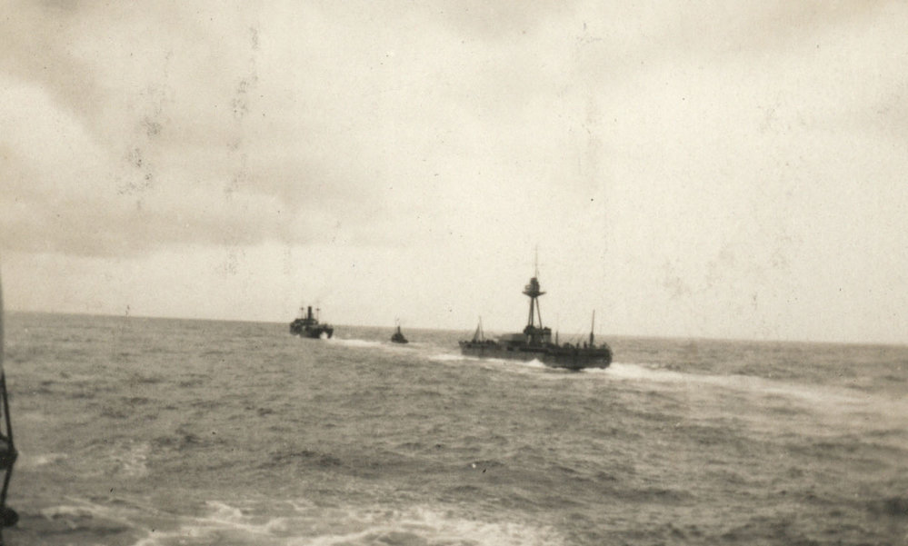 Photo from page 04 of album WWI Photograph Album - Medical Staff &amp; Nurses: Egypt and England