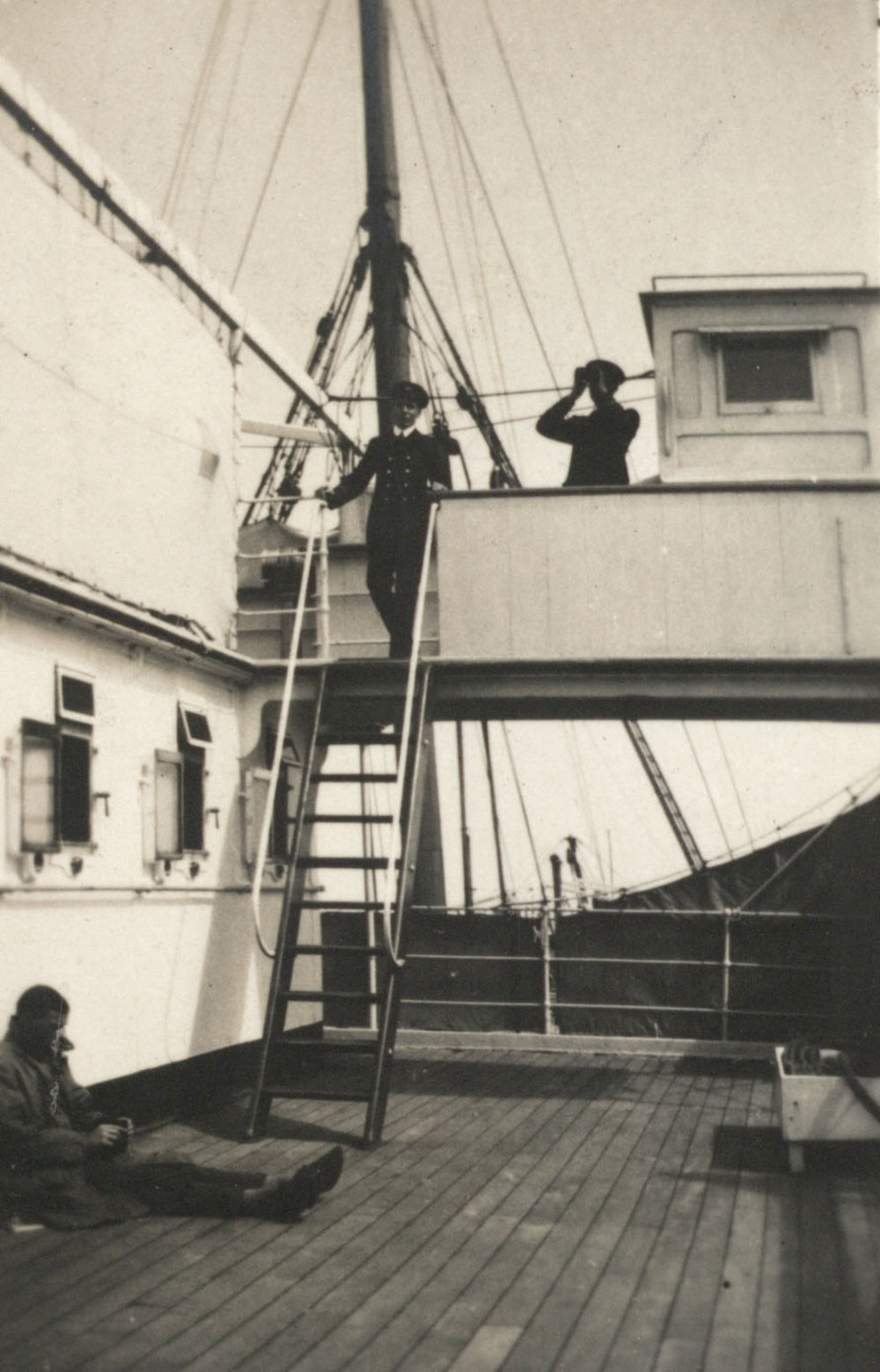 Photo from page 04 of album WWI Photograph Album - Medical Staff &amp; Nurses: Egypt and England