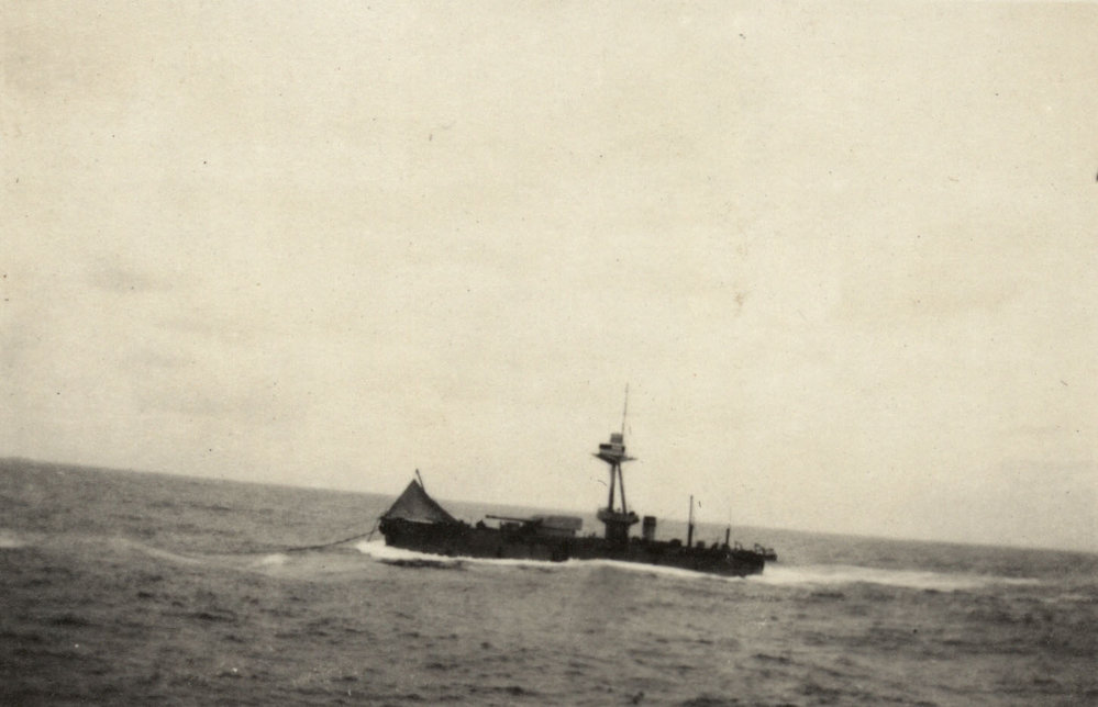 Photo from page 04 of album WWI Photograph Album - Medical Staff &amp; Nurses: Egypt and England