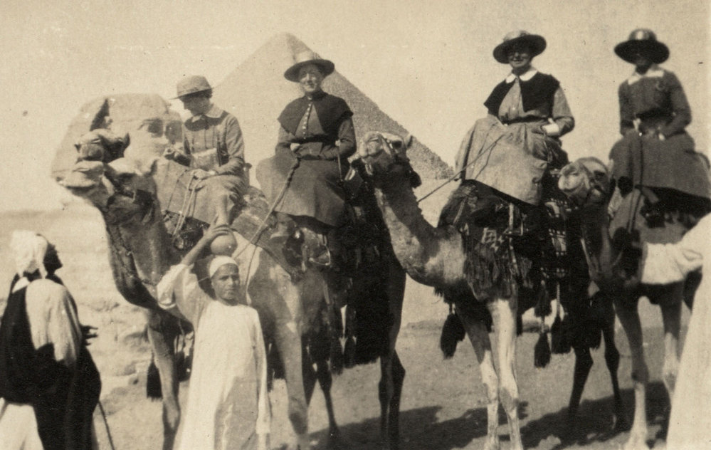 Photo from page 06 of album WWI Photograph Album - Medical Staff &amp; Nurses: Egypt and England