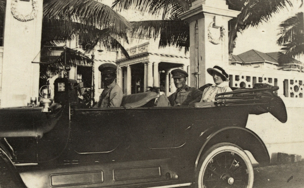 Photo from page 08 of album WWI Photograph Album - Medical Staff &amp; Nurses: Egypt and England