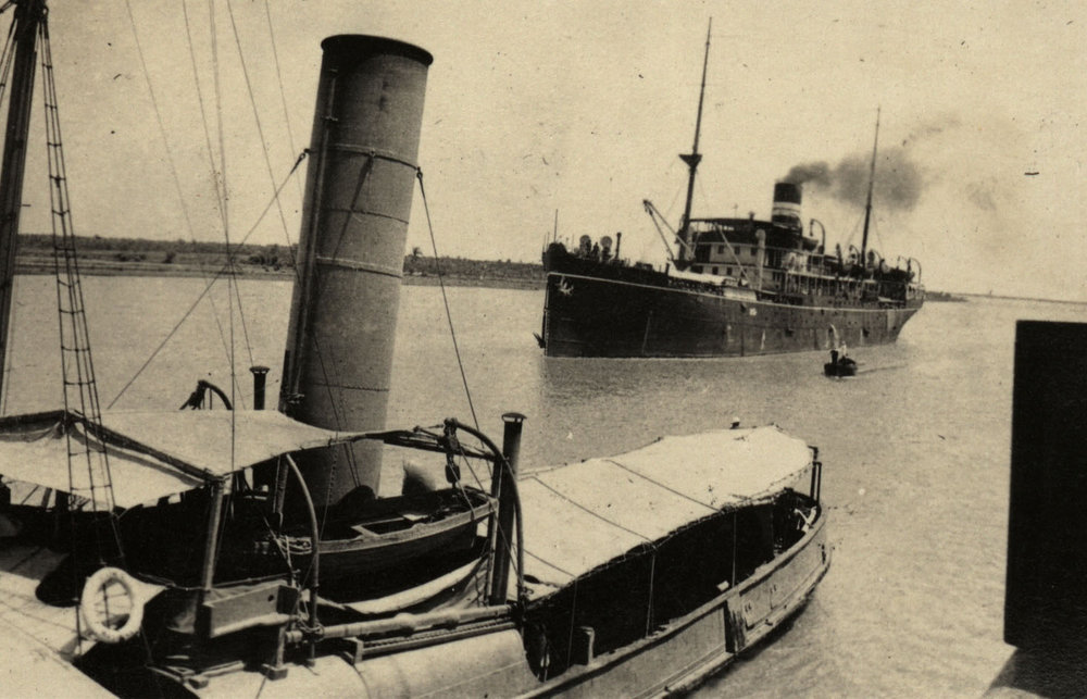 Photo from page 09 of album WWI Photograph Album - Medical Staff &amp; Nurses: Egypt and England