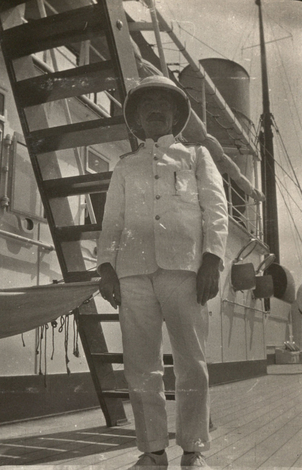 Photo from page 25 of album WWI Photograph Album - Medical Staff &amp; Nurses: Egypt and England