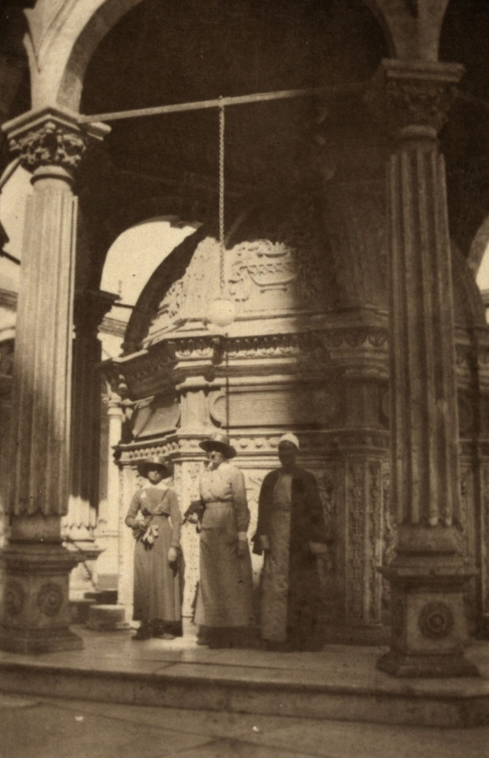 Photo from page 29 of album WWI Photograph Album - Medical Staff &amp; Nurses: Egypt and England